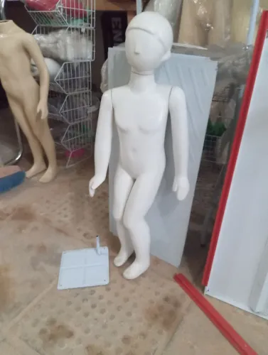 Manequim alegria infântil para lojas!!!