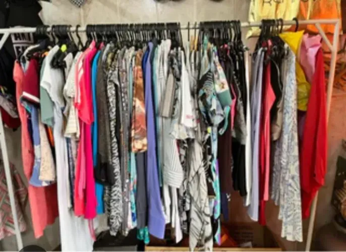 LOTE ROUPAS PARA BRECHÓ