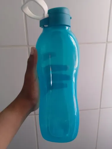 Garrafas da Tupperware