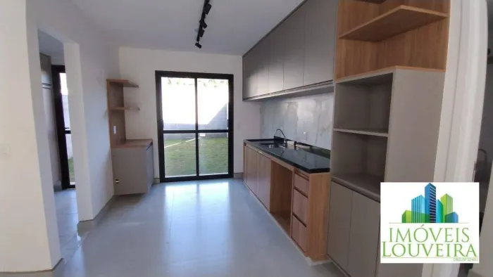 Sobrado com 2 dormitórios para alugar, 82 m² por R$ 5.801,50/mês - Vila Omízollo - Louveir