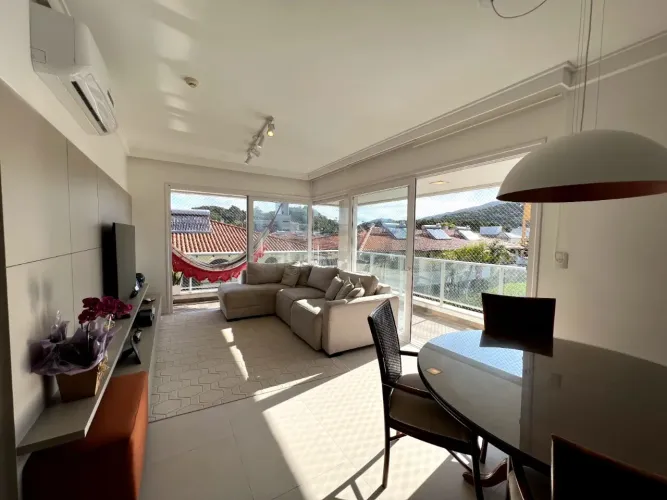 Apartamento com 3 quartos no bairro Morro Das Pedras