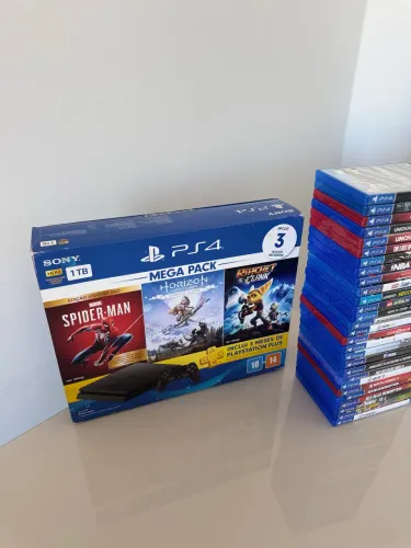 Ps4 slim impecável