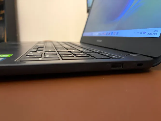 Notebook Samsung com placa de video e ssd