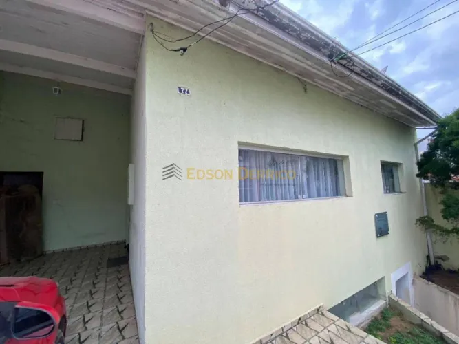 Casa com 5 Quartos à Venda, Centro - Pindamonhangaba