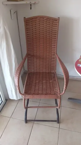 Cadeira de balanço nova 130,00reais