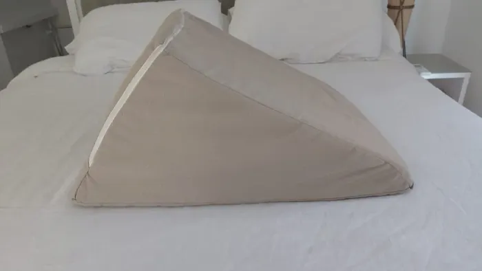 Encosto Triangular Paropas