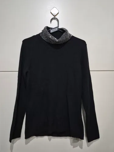 Blusa de lã tricot preta gola alta com brilhos Tam. M da Década