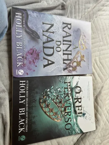 Os dois livros da trilogia povo do ar por 60