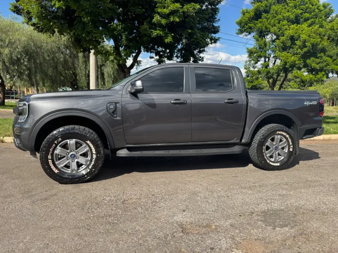 Ford Ranger XLS 3.0 V6 4X4 CD Diesel Aut. 2025