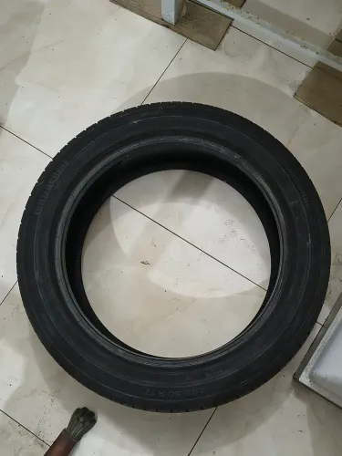 Pneu Continental 205/50 R17 89V (Usado)