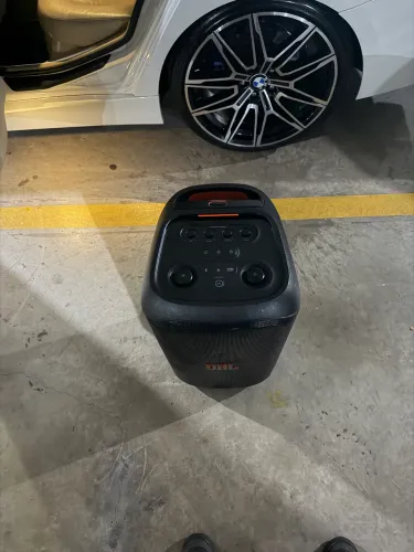 JBL 320