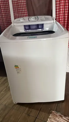 Máquina de Lavar Electrolux 16kg Essential Care (LAC16) - Muito
