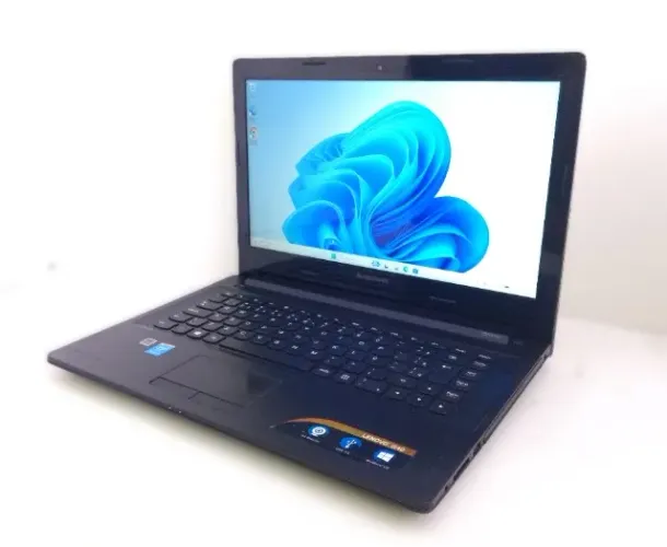 Notebook Lenovo Corei3 5005U 2,00Ghz memoria 6GB Ram SSD 240GB Win 11Usado
