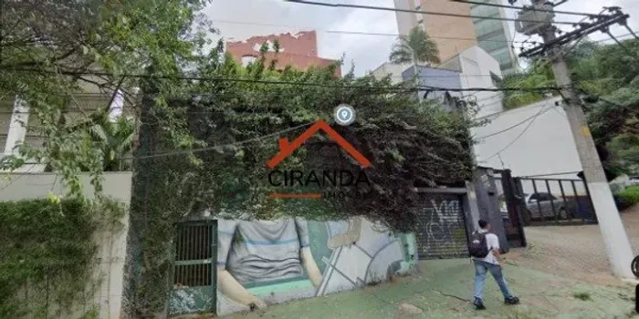 Terreno de 276 m² com Zoneamento ZM - Vila Mariana