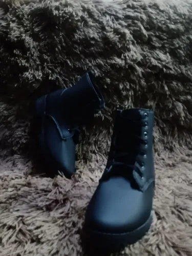 Coturno Preto Feminino Cano Médio
