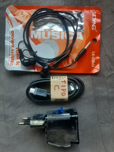 Kit básico de acessórios para celular 