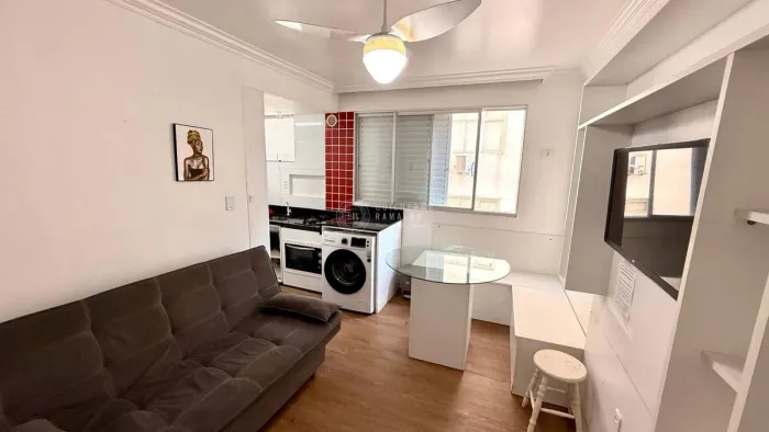 Locação Anual: 1 Quarto // Calçadão Central // Balneário Camboriú