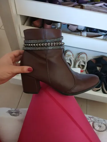Bota em Couro