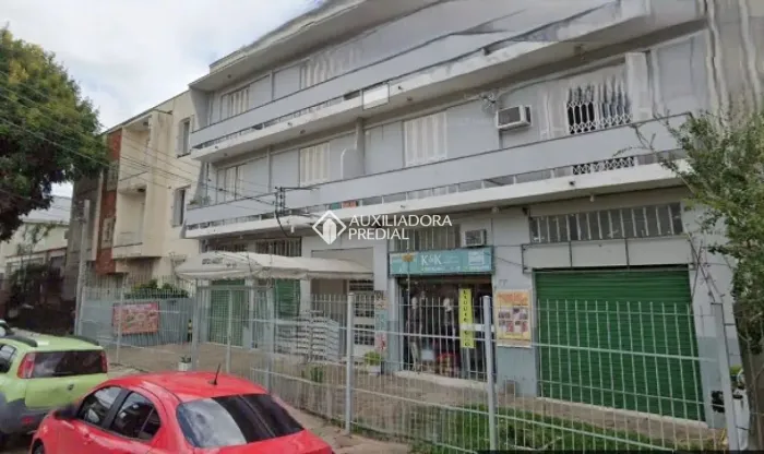 LOJA com 58m² no bairro Santon Antonii