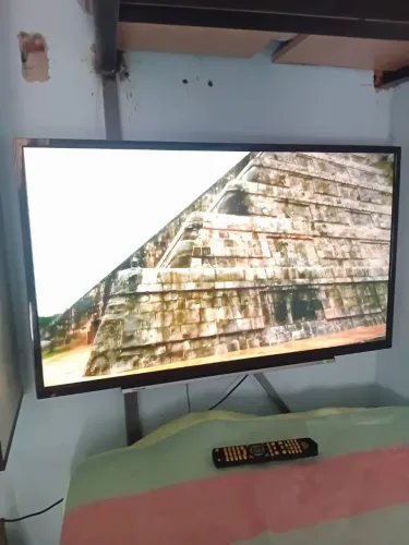 Vendo uma smartv 42 polegada 