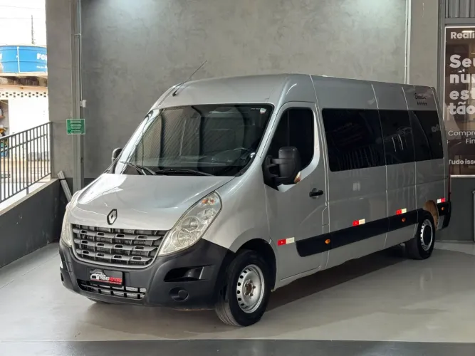 Renault Master 2.3 DCI Executive Longo 16L Dies 2019