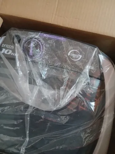 Vendo tanquinho práxis novo
