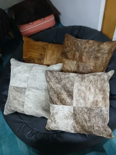 Almofada em couro legítimo 