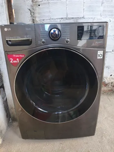 Máquina de lavar / lava e seca