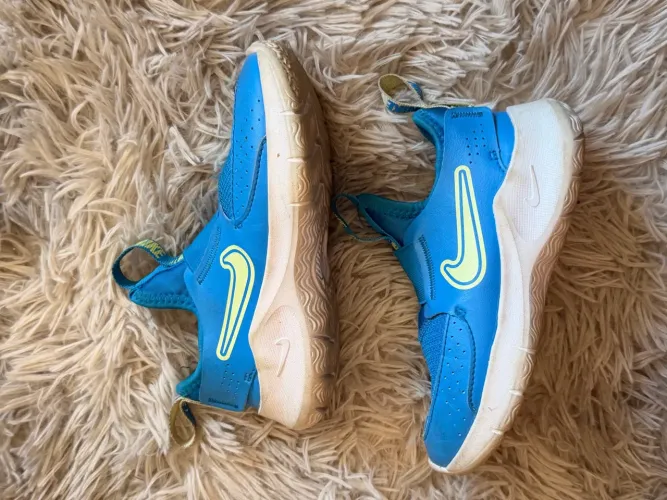 Tênis infantil Nike