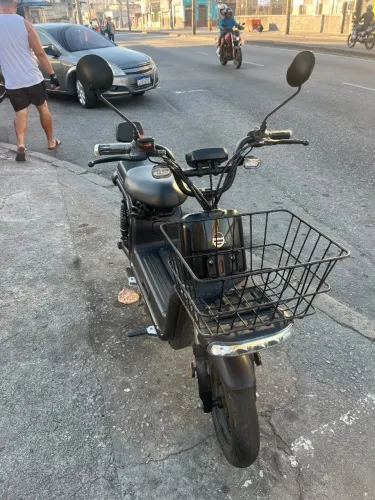 Bee u1 800w autopropelido