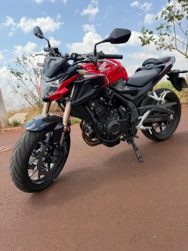 VENDE-SE CB500F