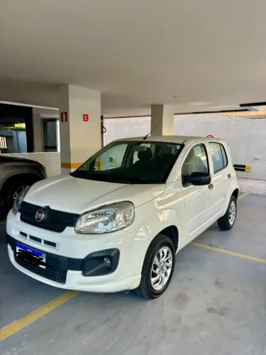 Fiat Uno Attractive 1.0 Flex 6V 5P 2017