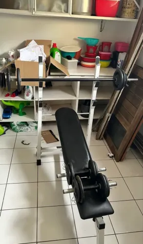BANCO DE MUSCULAÇÃO AJUSTÁVEL + SUPORTE PARA SUPINO + BARRA + HALTERES + PESOS 