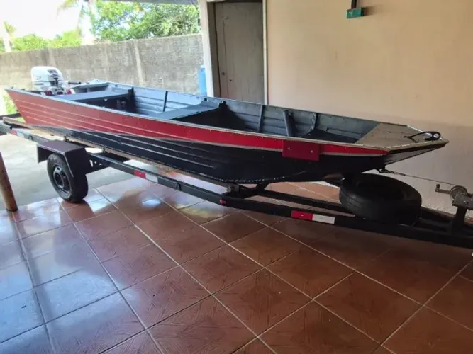 BARCO / MOTOR 15HP / REBOQUE