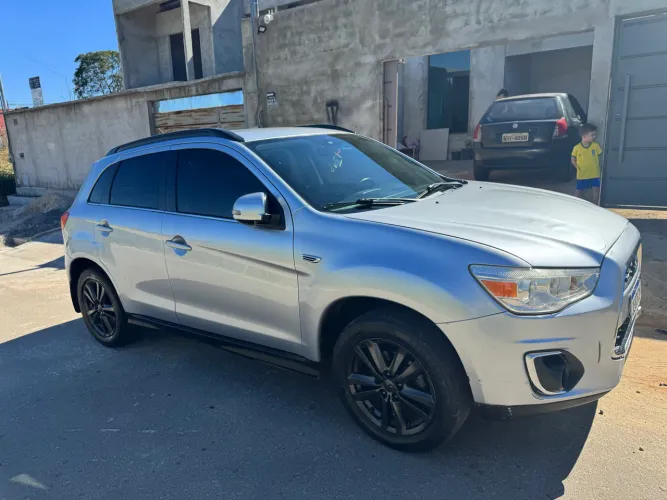 Mitsubishi ASX 2.0 16V 4X4 160cv Aut. 2013