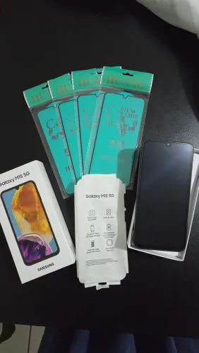 Smartphone Samsung M15 expansível até 1TB