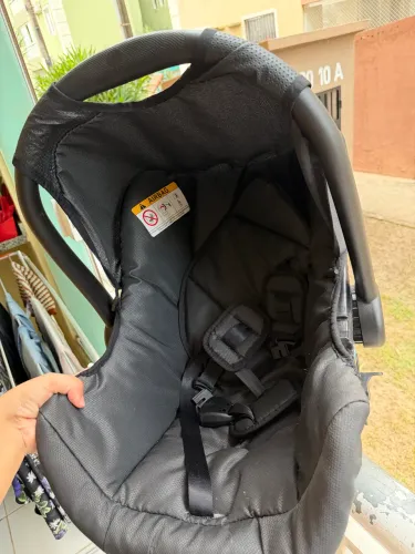 Bebê conforto semi novo