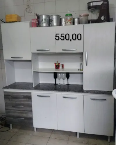 Vendo armário de cozinha 7 portas e 3 gavetas