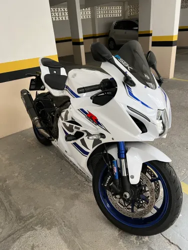 Vendo GSX- R1000 RAZ-Ano 2020 - Impecável