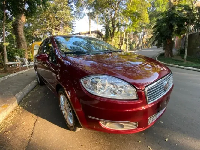Fiat Linea 1.9/ HLX 1.9/1.8 Flex Dualogic 4P 2010