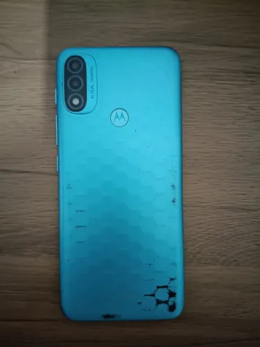 Celular Motorola e20