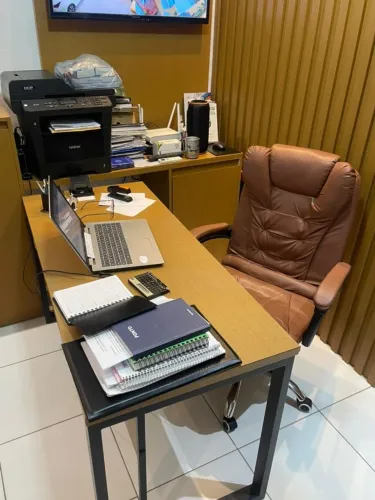 Mobiliário completo de escritório