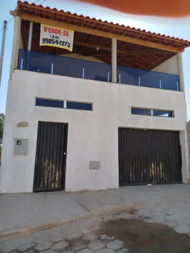 Vende-se Casa
