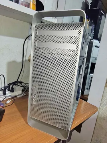 Power Mac G5 - defeito, para seu projeto ou coleção