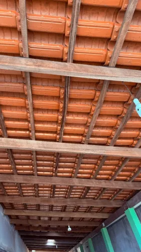 TELHADO COMPLETO EM ANGELIM VERMELHO - MADEIRA NOBRE - 68m² 