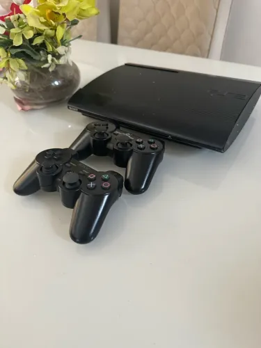 PlayStation 3 com 7 jogos