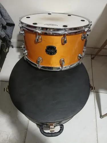 Caixa Mapex 14x8 com Case Rígido AKG
