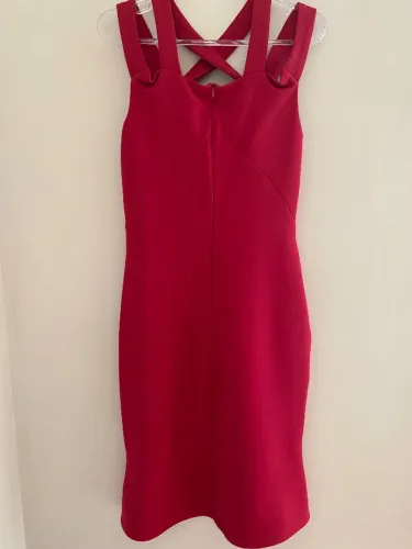 VESTIDO TVZ TAMANHO 40 IMPECÁVEL