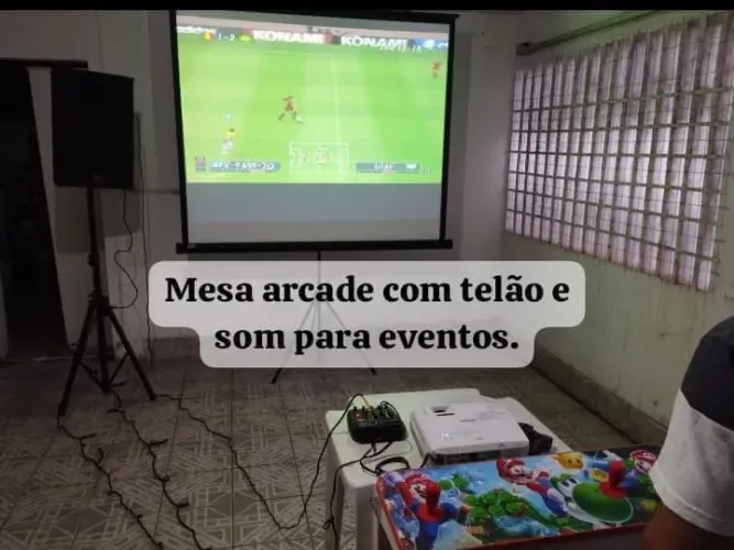 Arcade com projeção, telão e som para eventos