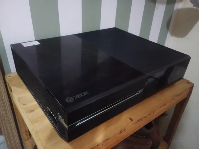 Para retirada de peças Xbox One Fat 